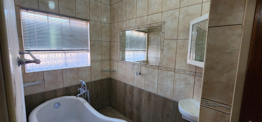 3 Bedroom Property for Sale in Stilfontein Ext 3 North West
